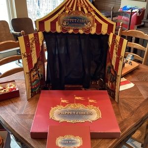 Murdock & Ross Puppet Circus